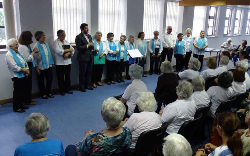 Grupo Coral e Grupo de Teatro Sénior da Estrela enchem Academia Estrela