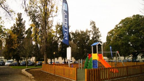 Parque Infantil e Parque Canino na Praça São João Bosco